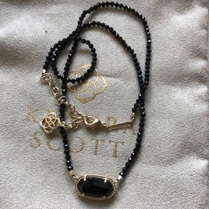 Kendra Scott necklace